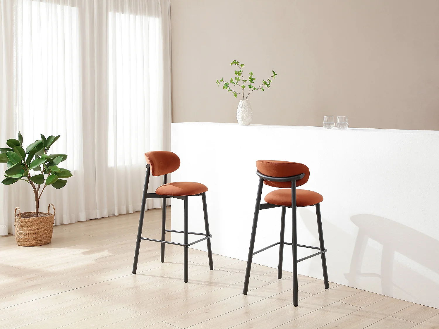 Zestaw 2 stołków z aksamitu i czarnego metalu – Terracotta – LAKABI 4064462