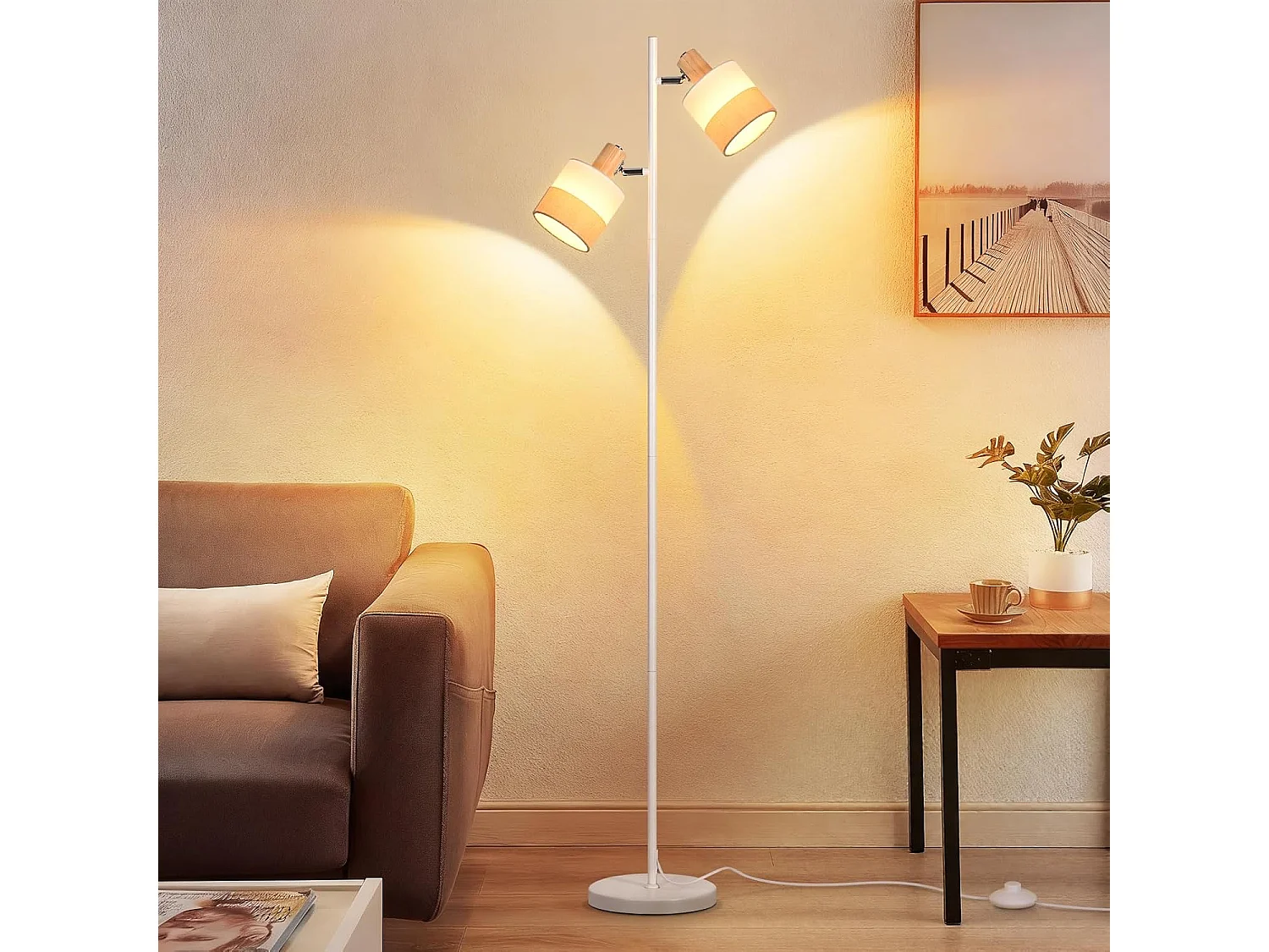 Lampa podłogowa Nettlife Vintage z drewna z 2 żarówkami E14 – styl retro, klosz z materiału, obrotowy, z przełącznikiem nożnym (żarówki nie są dołączone) 4861014 - obrazek 1