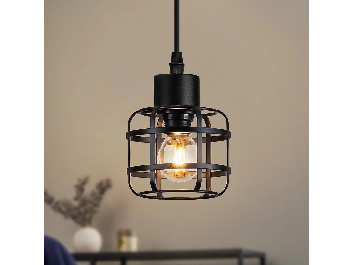 Lampa wisząca Nettlife Vintage, 1 lampa – czarny metalowy żyrandol E14 w stylu retro – regulowana wysokość, salon, jadalnia (żarówka nie jest dołączona) 4860929 - obrazek 1