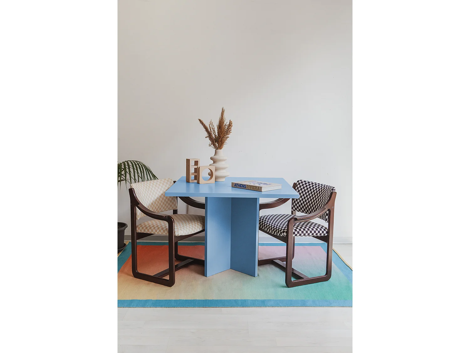 Kwadratowy stół jadalniany z laminowanym blatem 3 cm w kolorze niebieskim 4895505