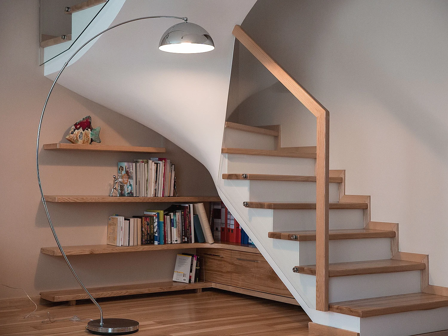 Lampa podłogowa KAMA Metal Srebrny 152031