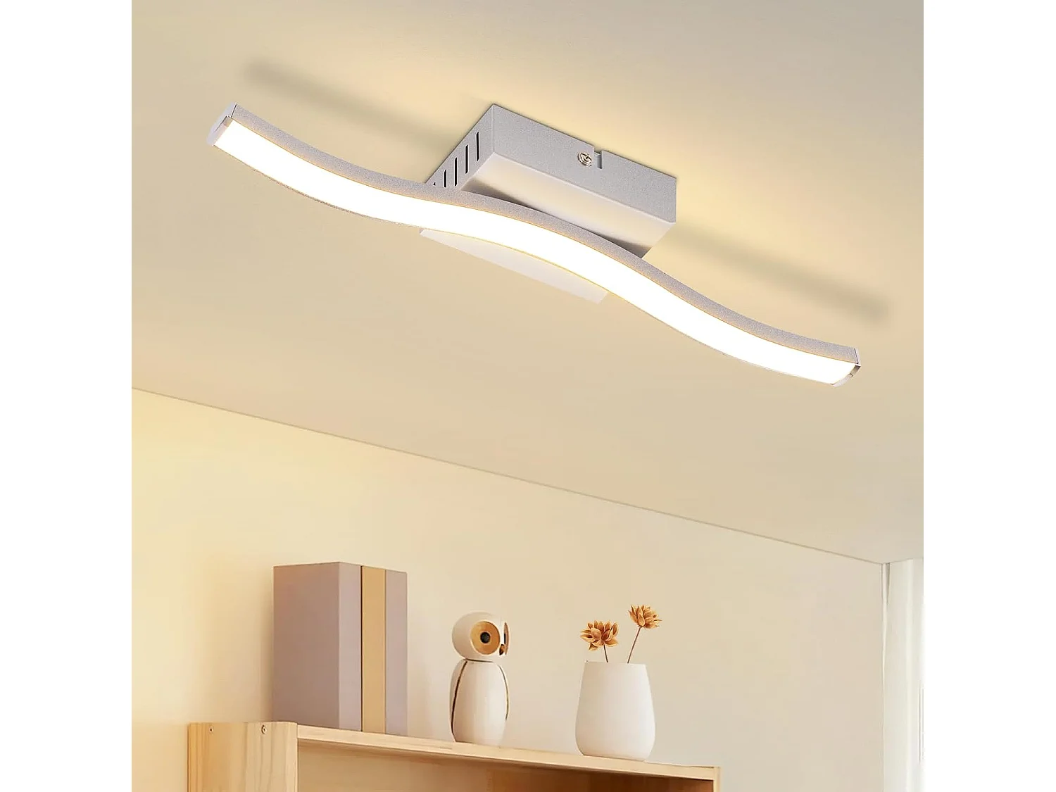 Lampa sufitowa LED NETTLIFE 6 W w kolorze srebrnym, nowoczesny, falisty design, 3000 K, ciepła biel, oświetlenie do salonu, sypialni, kuchni, korytarza 5016561 - obrazek 1