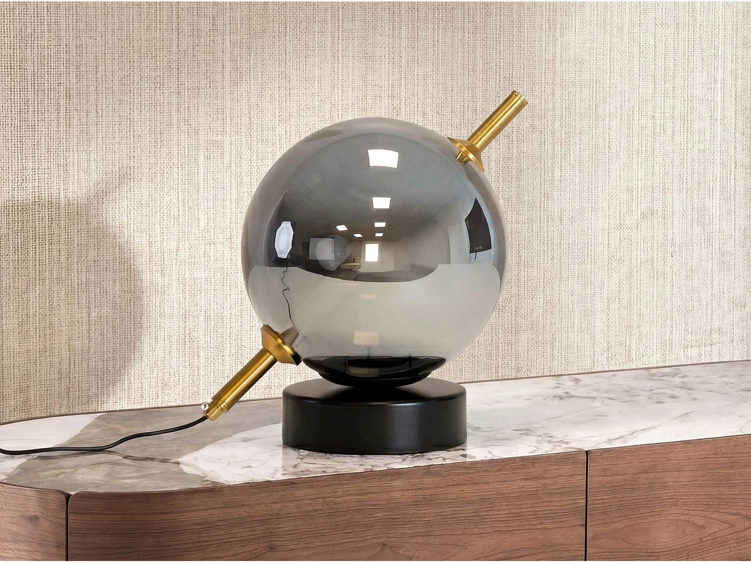 Lampa stołowa ze szkła dymionego w kolorze szarym z efektem lustra i czarnej stali 8090 THE LUMINE 5019657 - obrazek 1