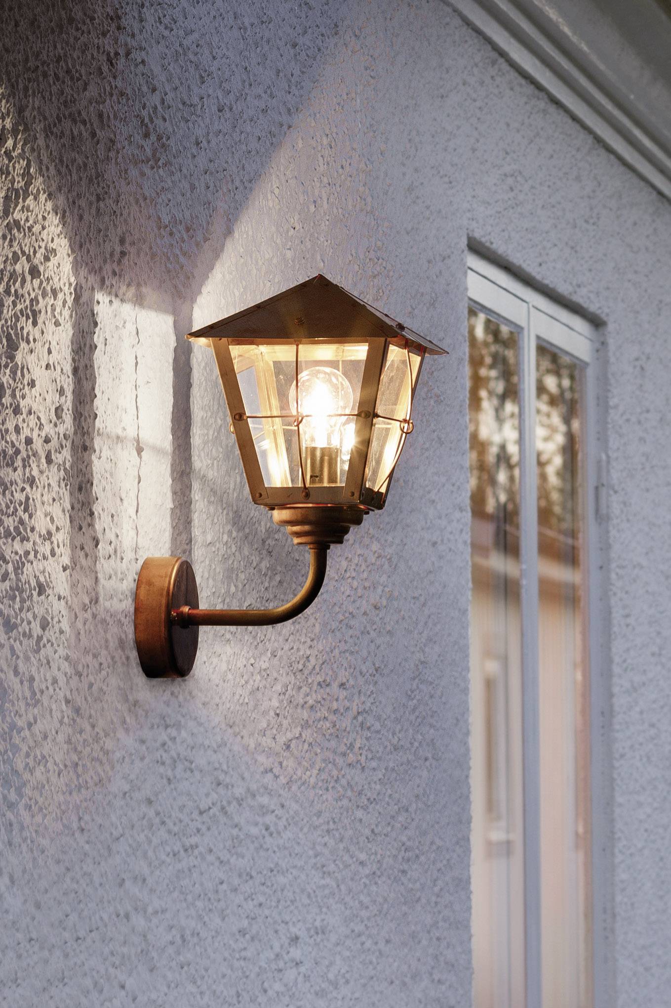 Zewnętrzna lampa ścienna Konstsmide Fenix 438-900 60 W IP23 - obrazek 1