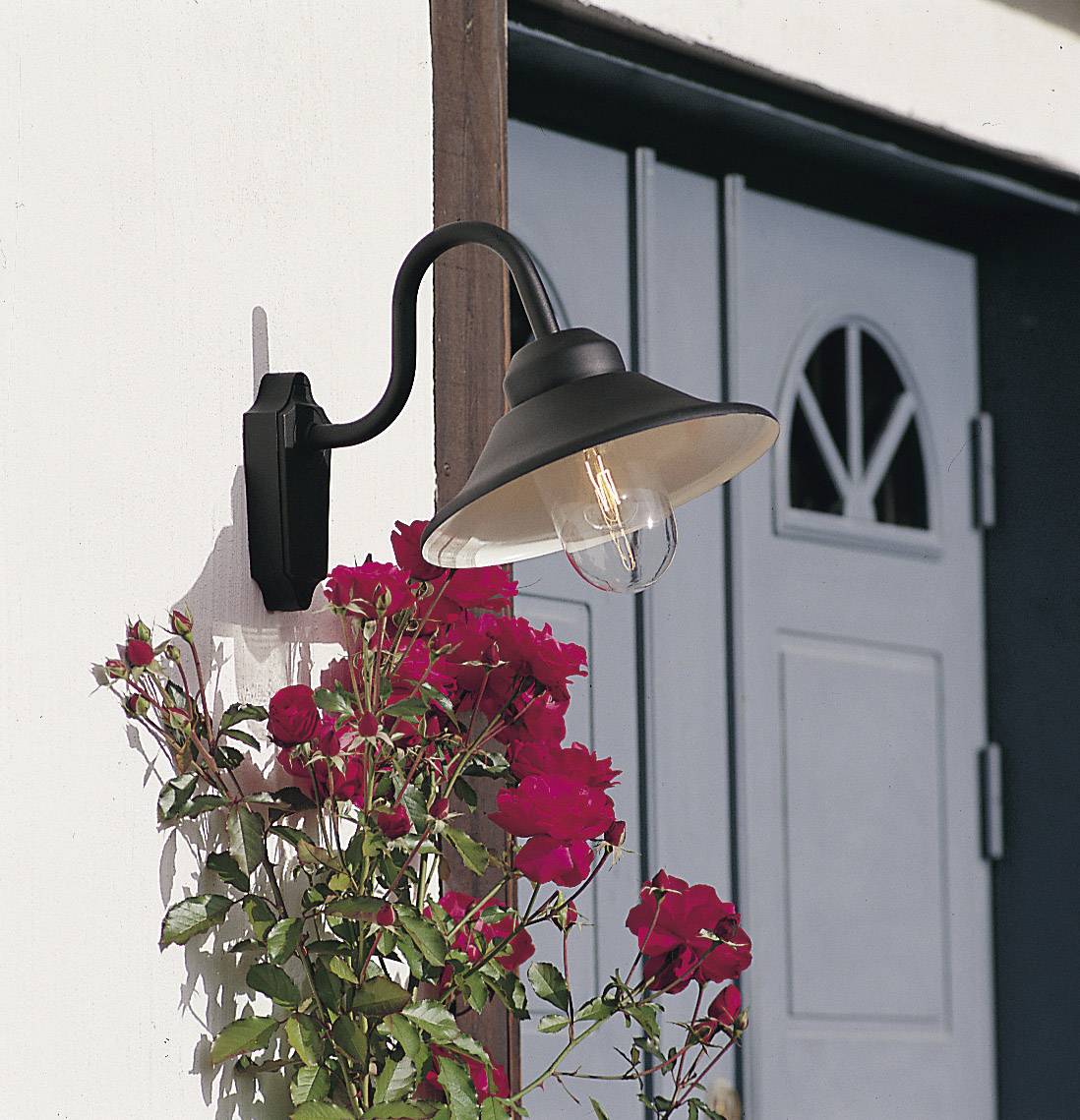 Zewnętrzna lampa ścienna Konstsmide Vega 556-750 60 W IP23 - obrazek 1