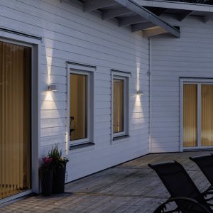 Zewnętrzna lampa ścienna Konstsmide Modena 7341-250 25 W IP44 Zewnętrzna lampa ścienna Konstsmide Modena 7341-250 25 W IP44