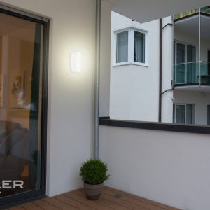 Lampa LED do wilgotnych pomieszczeń z czujnikiem ruchu StarLicht Bulkhead 20300536, 8 W, 550 lm Lampa LED do wilgotnych pomieszczeń z czujnikiem ruchu StarLicht Bulkhead 20300536, 8 W, 550 lm