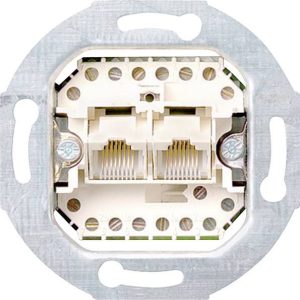 Gniazdo UAE/IAE/ISDN GIRA 019000 Gniazdo UAE/IAE/ISDN GIRA 019000