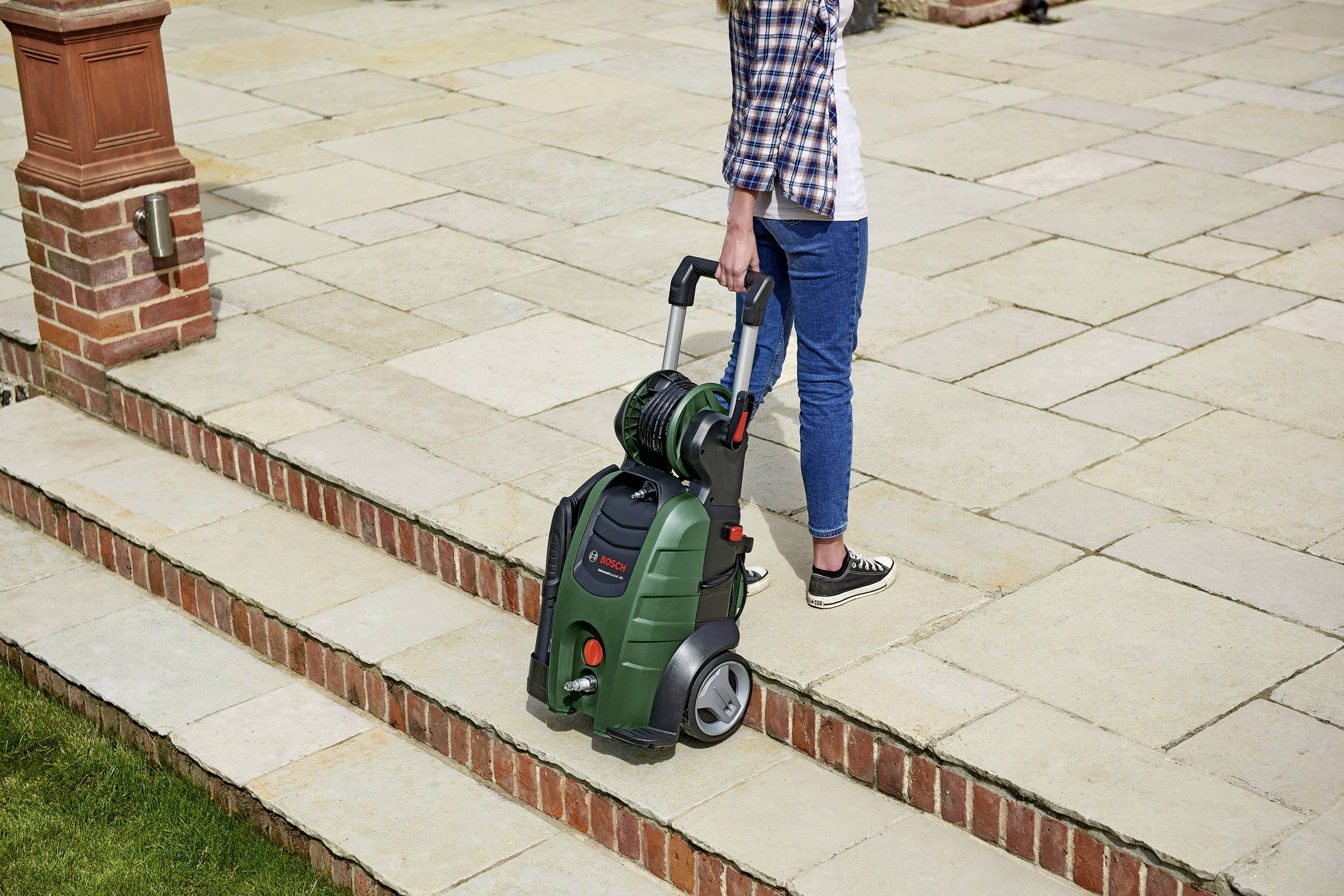Bosch Home and Garden AdvancedAquatak 140 Myjka ciśnieniowa 140 bar Zimna woda - obrazek 1